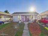 708 8th St - Photo 1