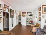 708 8th St - Photo 4