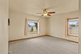 1009 91st Ave - Photo 17