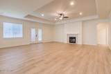 204 Rainier Dr - Photo 4