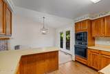 10806 Summitview Rd - Photo 14