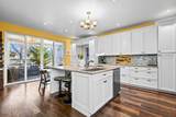 405 93rd Ave - Photo 10