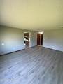 300 4th St - Photo 15