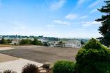 611 80th Ave - Photo 2