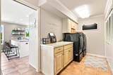 6006 Englewood Ave - Photo 19