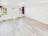404 15Th Ave - Photo 3