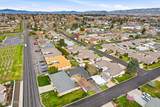 205 50th Ave - Photo 18