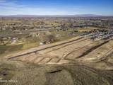 1633 Kelandren Dr - Photo 14