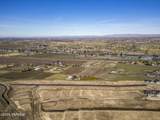 1633 Kelandren Dr - Photo 3