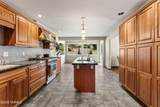 8603 Hawthorn Dr - Photo 15