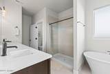 304 Rainier Dr - Photo 17