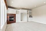 2004 Evergreen Ct - Photo 13