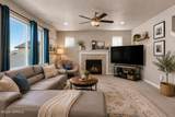 6105 Cottonwood Lp - Photo 9