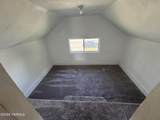 406 7th Ave - Photo 12
