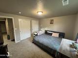 6104 Whitman Ave - Photo 10