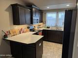 6104 Whitman Ave - Photo 5