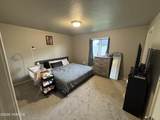 6104 Whitman Ave - Photo 9