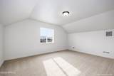 202 Packer St - Photo 3