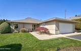 606 65th Ave - Photo 1