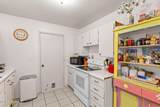 7610 Summitview Ave - Photo 11