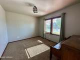 1010 89th Ave - Photo 14