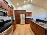 1010 89th Ave - Photo 5