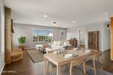 7905 Englewood Ave - Photo 14