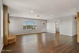 7905 Englewood Ave - Photo 15