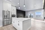 7920 Englewood Crest Dr - Photo 18