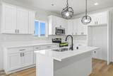 405 Hogan St - Photo 10