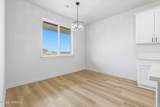 405 Hogan St - Photo 7