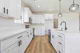 405 Hogan St - Photo 9