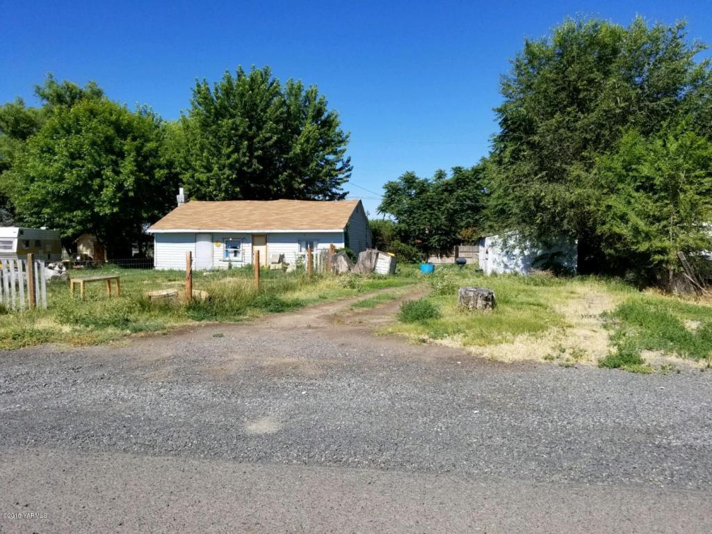 2016 Voelker Ave - Photo 1