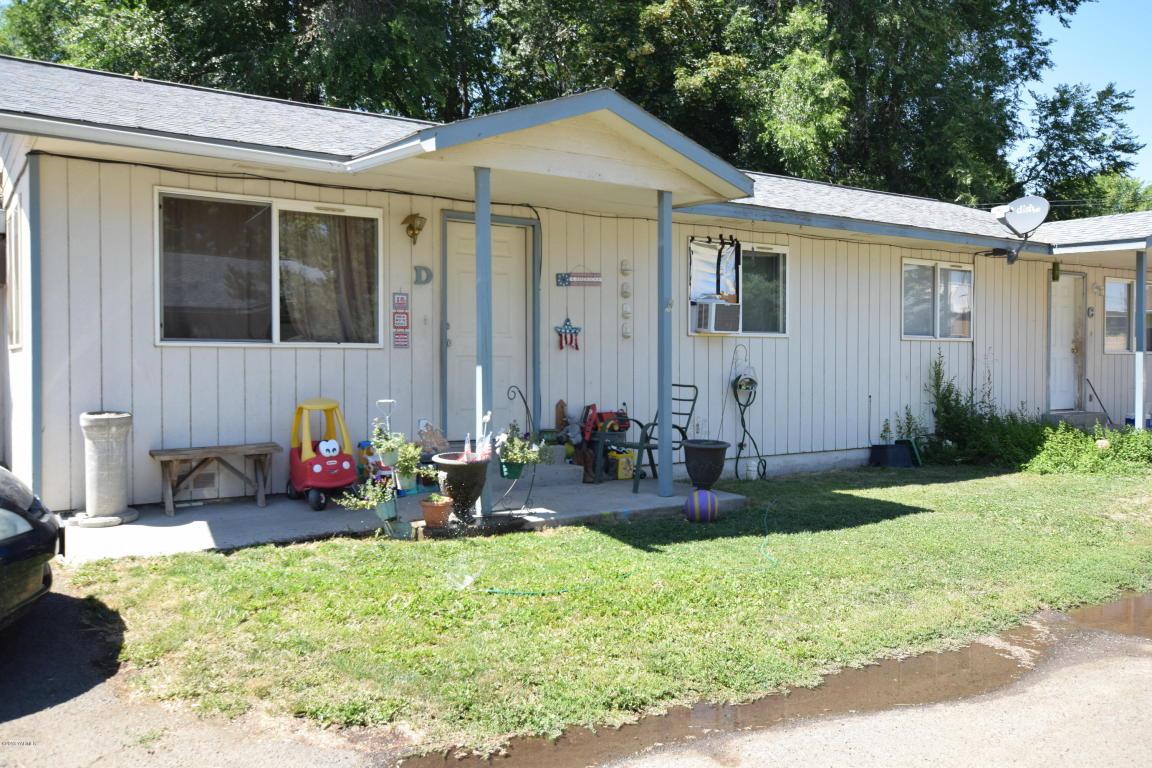 1305 18th Ave - Photo 1