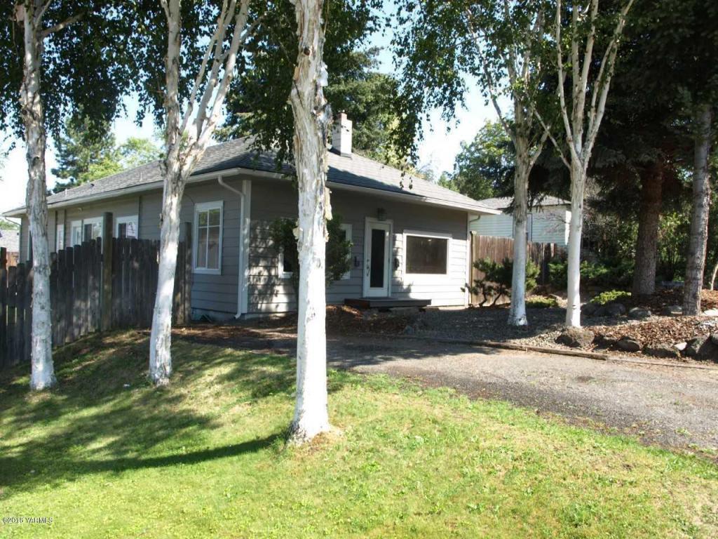 405 26th Ave - Photo 1