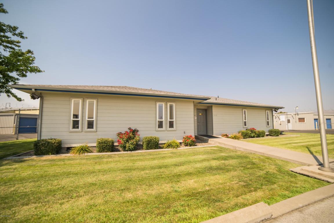 1910 13th St - Photo 1