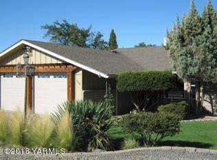 110 Panorama Dr - Photo 1