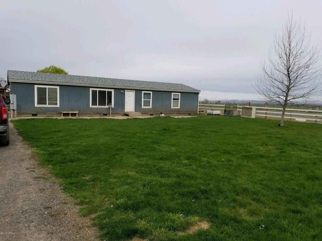511 6th Ave - Photo 1