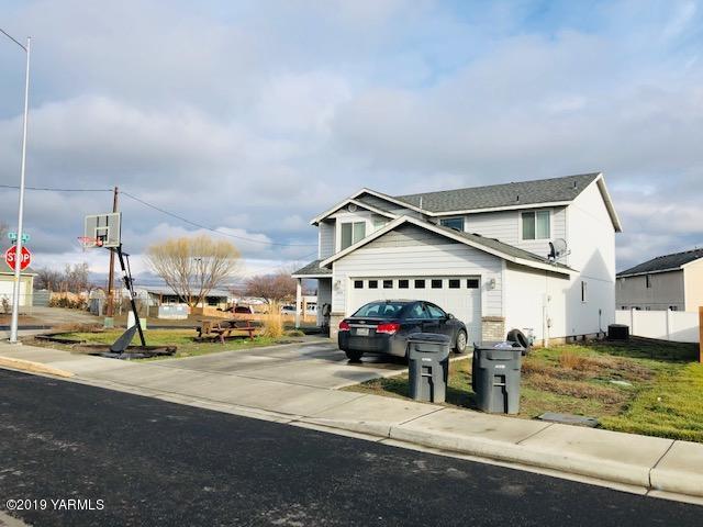 1500 Bountiful Ave - Photo 1
