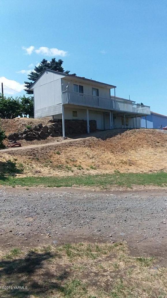 1641 Naches Rd - Photo 1