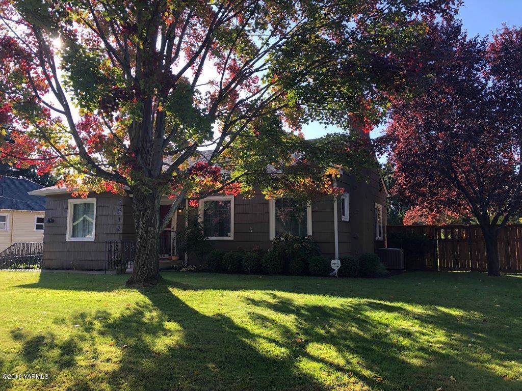 3012 Chestnut Ave - Photo 1