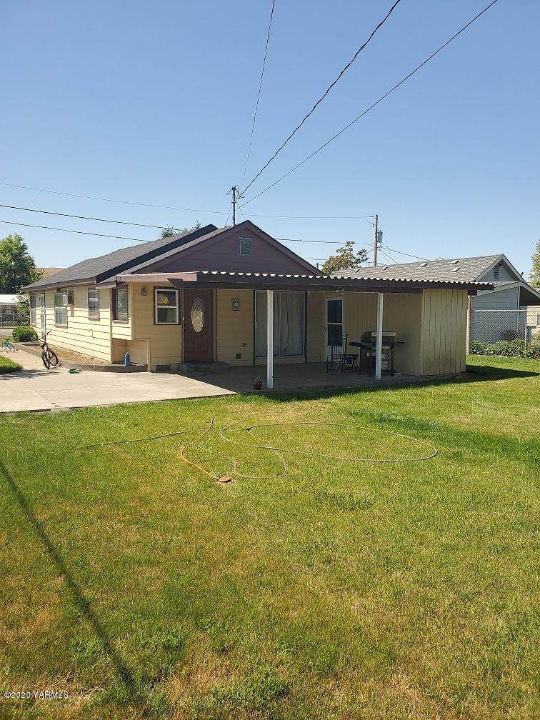 40 1st Ave - Photo 1