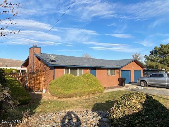 3205 Castlevale Rd - Photo 1