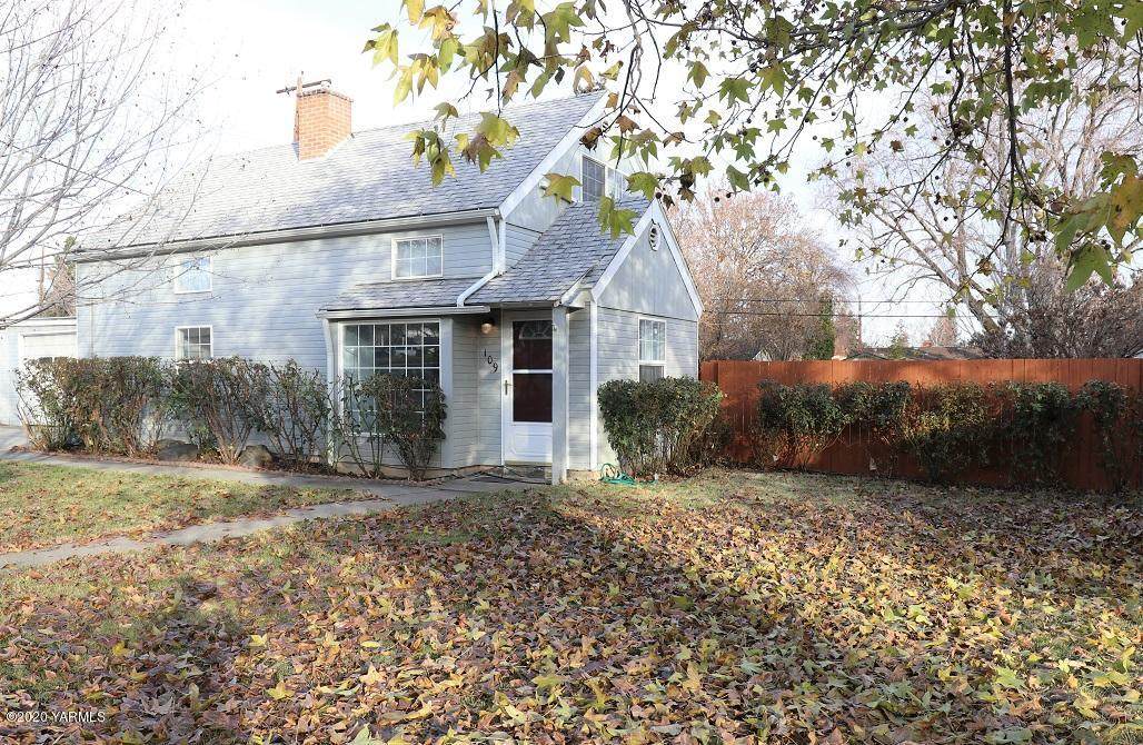 109 56 Ave - Photo 1