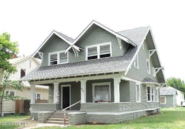 402 7th Ave - Photo 1