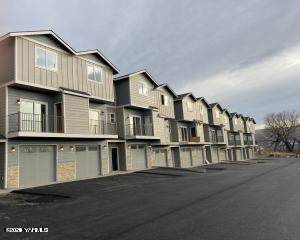 2600 Racquet Ln - Photo 1
