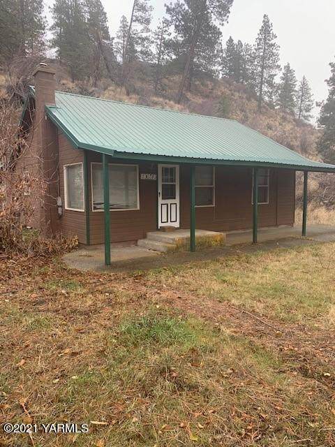 8851 Hwy 410 - Photo 1