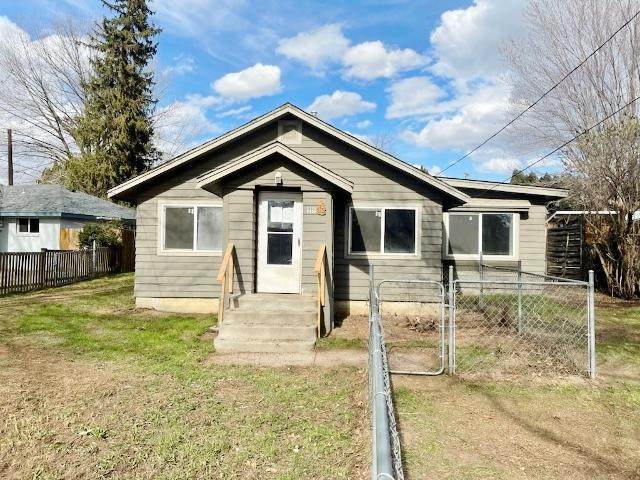 1111 Maple Way - Photo 1