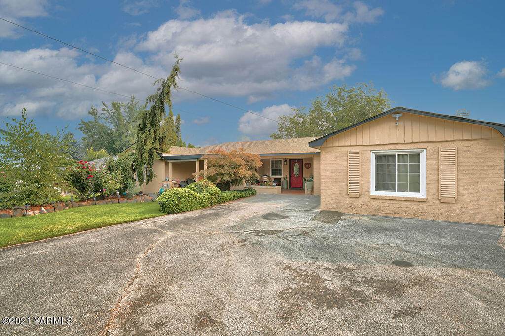 703 48th Ave - Photo 1