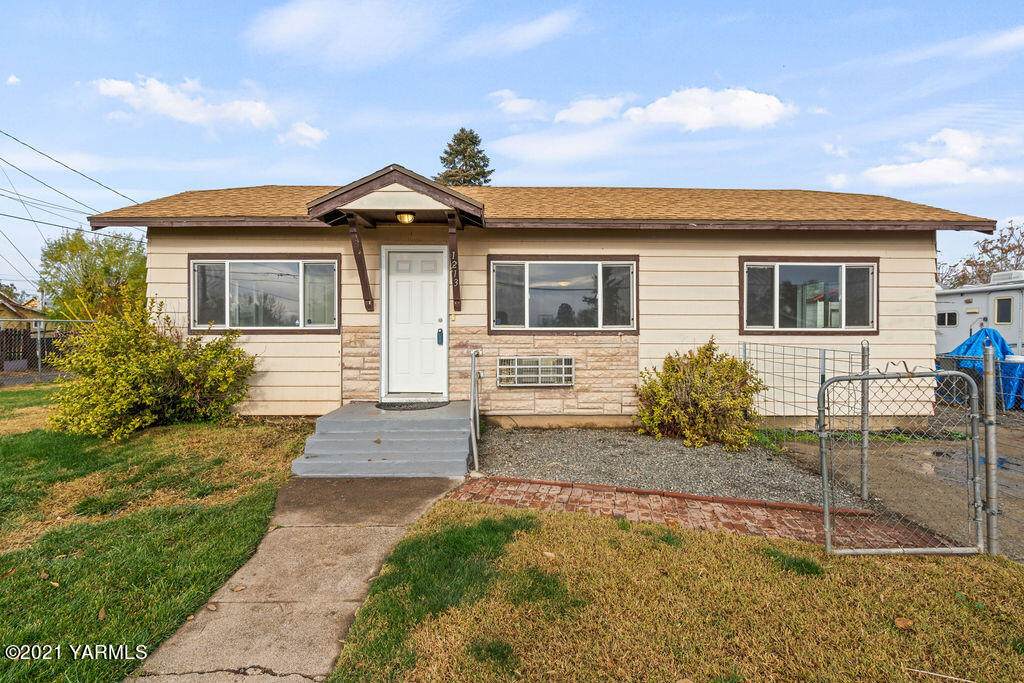1213 Beech St - Photo 1